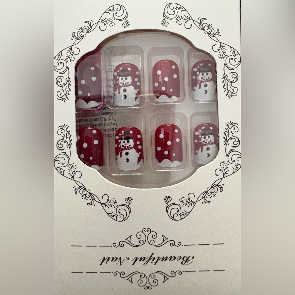 🆕24 Piece Snowman Press On Nail Art Set. NWT.